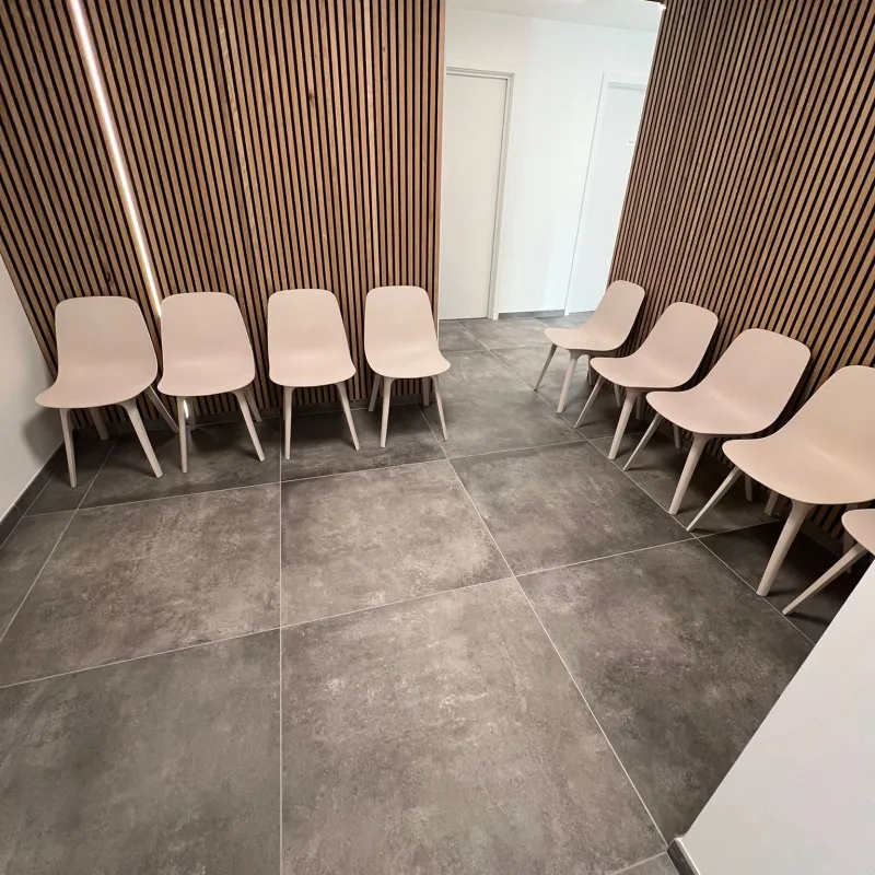 Salle d'attente du rez-de-chaussée